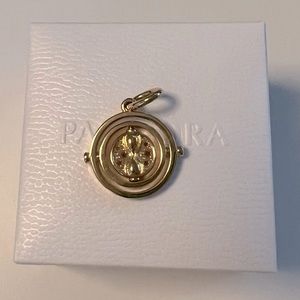 Pandora x Harry Potter Collection - Hermione’s Time Turner Pendant